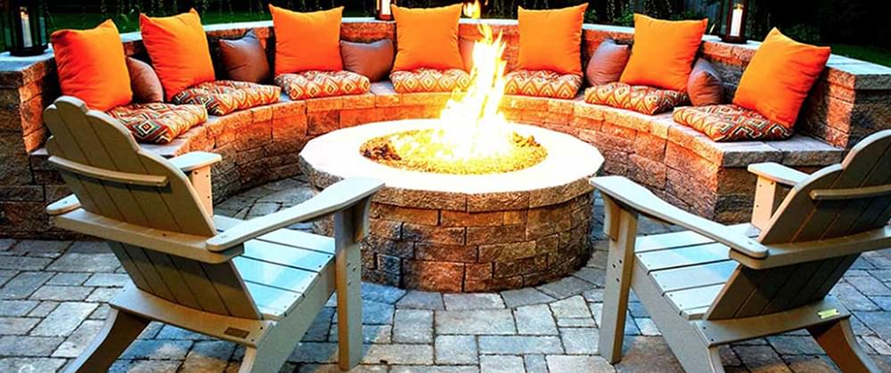 8 Ways to Cozy Up Your Backyard for Fall